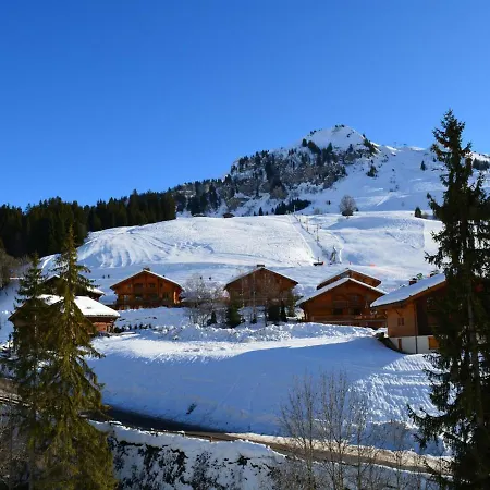 Apartment 2 Pieces Avec Balcon Sud - Proche Pistes Et Commerces - Fr-1-241-188